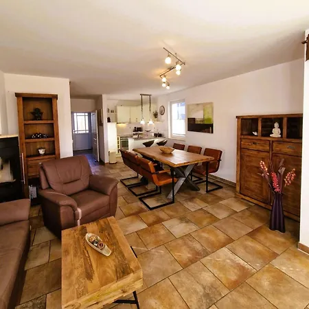 Ferienhaus Strandstr_ Ostseeheilbad Zingst